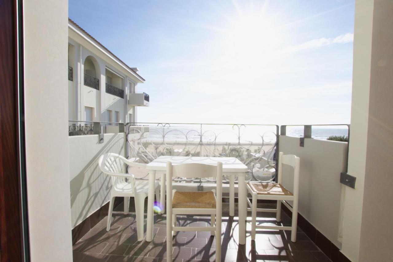 Bagni Miramare - Home Immobiliare Jesolo Ngoại thất bức ảnh