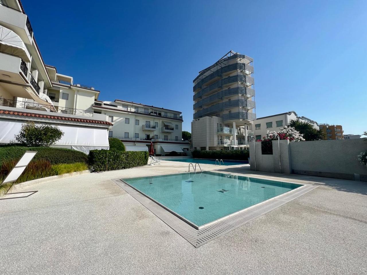 Bagni Miramare - Home Immobiliare Jesolo Ngoại thất bức ảnh